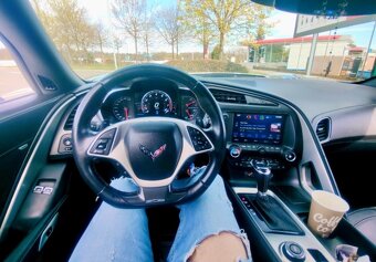 Chevrolet Corvette C7 - 7