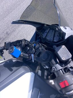 Yamaha YZF R125 - 7