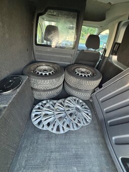 Volkswagen Caddy 4x4 - 7