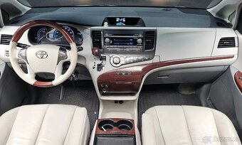 2012 TOYOTA SIENNA LIMITED - 7