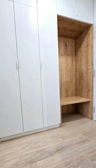 Pronájem bytu 1+KK (36m2) se sklepem, terasou a vyhrazeným k - 7