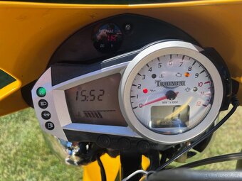 Triumph Speed Triple 1050 - 7