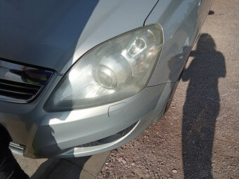 Opel Zafira B 1,9CDTI 16V - náhradní díly - 7