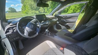 Toyota C-HR 1,8 Hybrid - odpočet DPH možný - 7