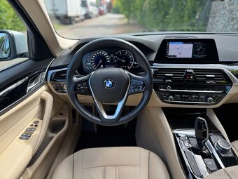 BMW 520d 140kW AT - 7