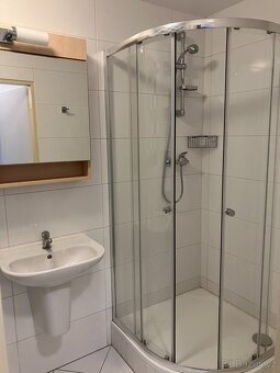 Byt 1+kk, Hronov, 25 m2 - 7