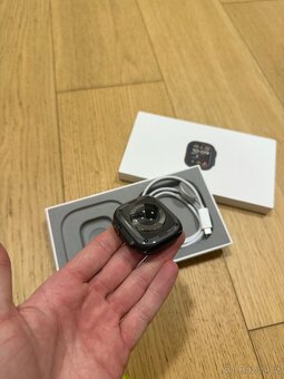 Apple Watch Ultra 2 49mm černý titan - 7