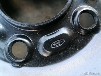 FORD FOCUS disky 5x108 s pneu 205/60/16 zima - 7