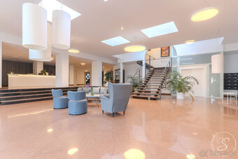 Prodej bytu 1+kk, 23 m2, Praha 5 - 7