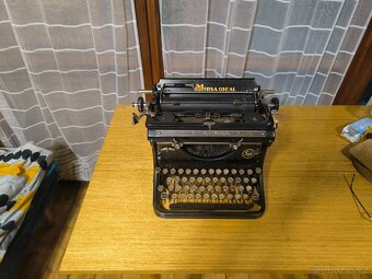 Psací stroj U.S. MIRSA IDEAL - 7