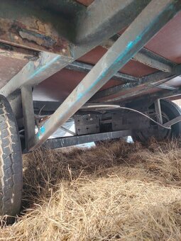 Přívěsný vozík brzděný - 7