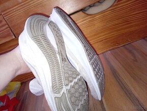 Bílé tenisky Nike - 7