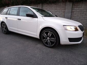 ŠKODA Octavia kombi 1,2 benzín 77kw - 7