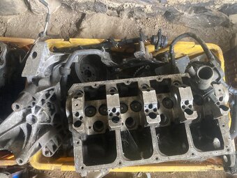Díly motoru Octavia 2, 103 kw BMM 8ventil - 7
