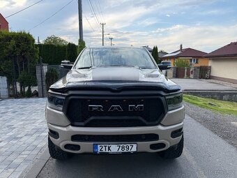 DODGE RAM HEMI ROUGH COUNTRY LIFT 6 - 7