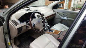 Volvo XC90 4.4i V8 - 7