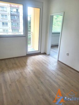 Nabízíme pronájem bytové jednotky 2+1, OV, V Sídlišti 390, D - 7
