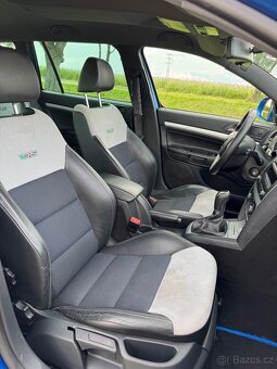 Škoda Octavia RS 2.0tdi 125kw / 2011 / servis / STK / TOP - 7