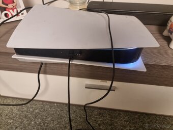 Prodám PS5 825gb Blue Ray - 7