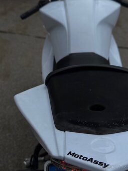 yamaha yzf r125 2008 - 7