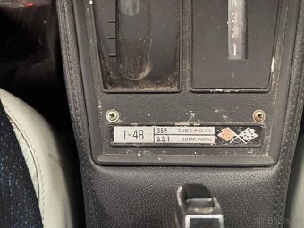 Chevrolet Corvette C3 z roku 1976 - 7