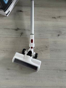 Tyčový vysavač Rowenta - 7