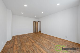 Pronájem bytu 2+kk, ul. Družstevní, Velké Meziříčí - 7