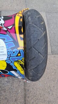 Hoverboard, kolonožka graffiti - 7