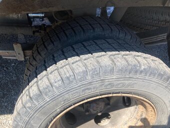 Kia k2500 s plachtou - 7