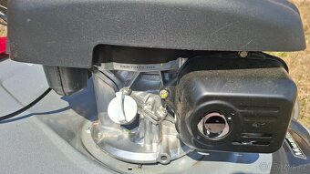 Sekačka s motorem Honda vč. koše - 7