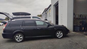 Ford Mondeo 1.8 - 7
