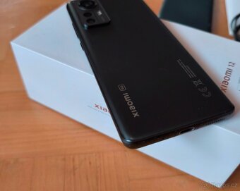 Xiaomi 12 - 8GB/256GB - 7