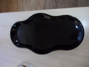 STARÁ SOUPRAVA - SKLENĚNÁ KARAFA, SKLENIČKY A TÁC - 7