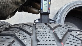 Zimní pneu 215/60/16 Semperit - 7