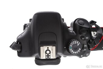 Zrcadlovka Canon 550D + 18-55mm + přisl. - 7