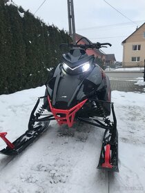 Novy Arctic cat m 8000 Hardcore - 7