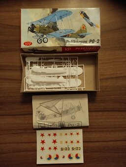 Modely letadel,KP, plastové stavebnice. - 7