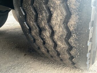 Naves Schwarzmuller - 7