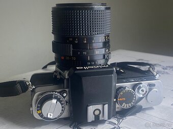 Minolta XE-b + Minolta MD Zoom 35-70mm f/3,5 - 7