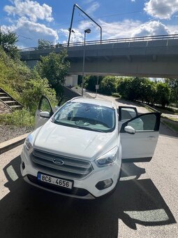 Ford Kuga 2.0 TDCI - 110 KW - 4x4 - 7