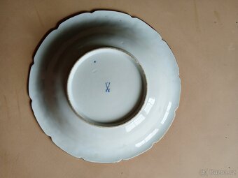 Míšenský hluboký porcelánový talíř dekorativní - 7