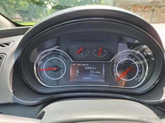 Opel Insignia 2.0CDTI 120kW CZ - 7