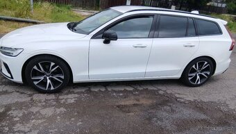 Volvo V60 R-Design 2.0 D4 (diesel) - 7