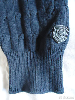 Cutter & Buck (švédsko) pánský svetr, vel. M - 7