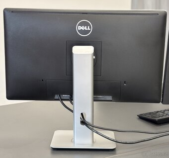 Prodám 2 ks monitorů DELL PROFESSIONAL P2414HB 24´´ - 7
