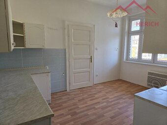 Pronájem bytu 2+1/B, cihla, 80 m2, centrum Chomutova - 7