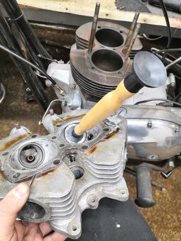 Triumph bonneville t140 1979 - 7