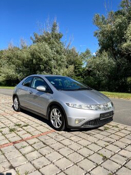 Prodám Hondu Civic 1.8 i-vtec po facelift - 7