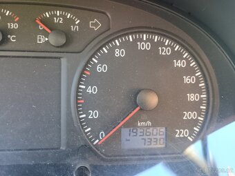Volkswagen polo 1,2 benzín 44 kw - 7