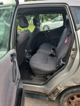 Mercedes A 140 - 7
